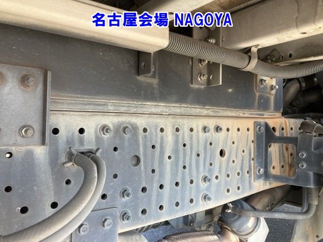 2012 Isuzu Elf Aluminum Wing auction photo 17
