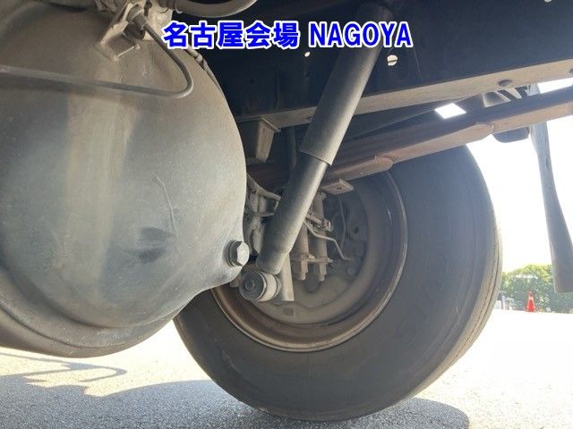 2012 Isuzu Elf Aluminum Wing auction photo 10