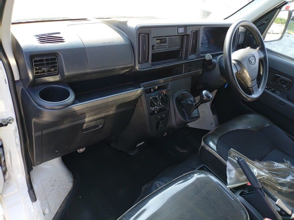 2020 Daihatsu ハイゼット カーゴ auction photo 16