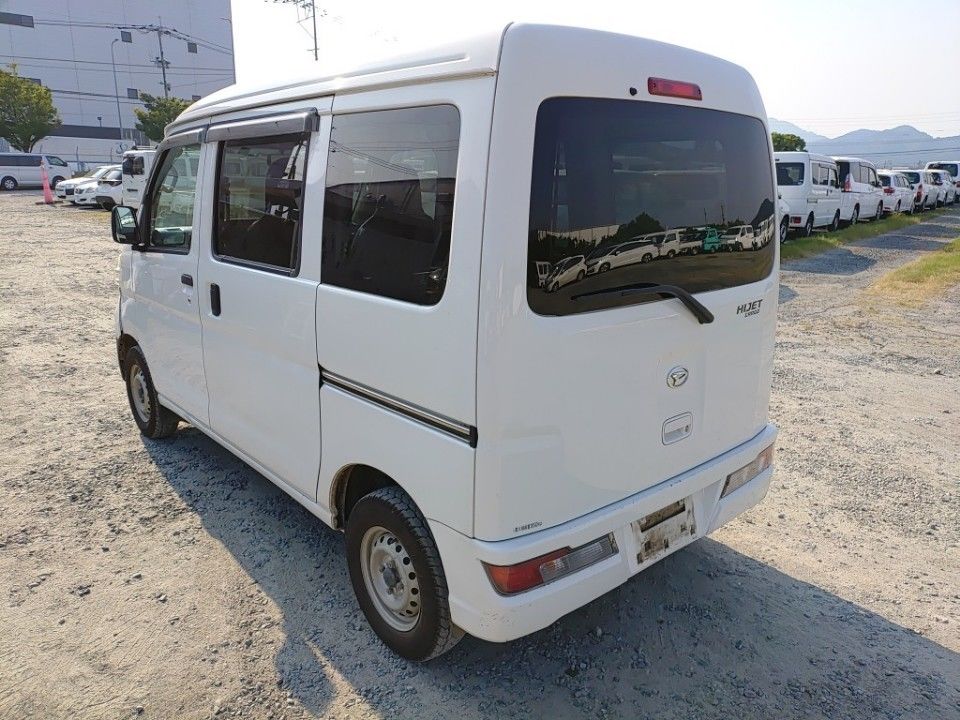 2020 Daihatsu ハイゼット カーゴ auction photo 6