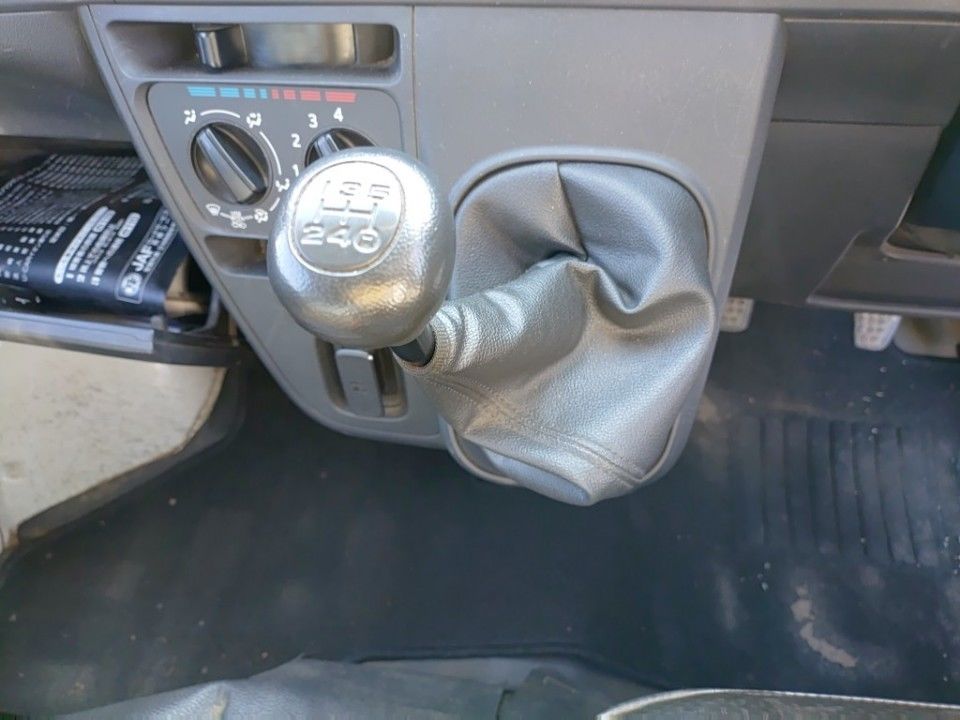 2020 Daihatsu ハイゼット カーゴ auction photo 12
