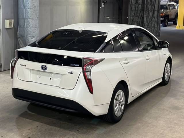 2016 Toyota Prius S auction photo 5