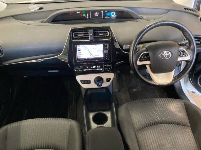 2016 Toyota Prius S auction photo 2