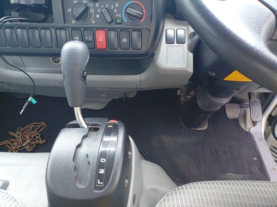 2019 Toyota Dyna auction photo 12
