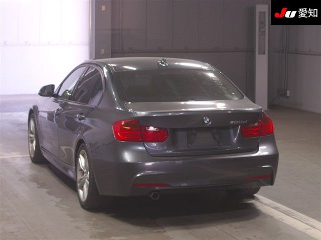2014 BMW 3 Series 320d Mスポーツ auction photo 2