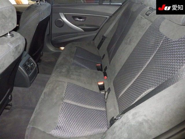 2014 BMW 3 Series 320d Mスポーツ auction photo 4