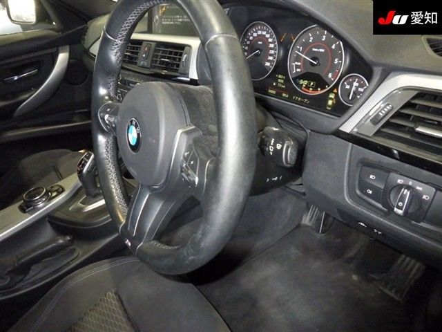 2014 BMW 3 Series 320d Mスポーツ auction photo 5