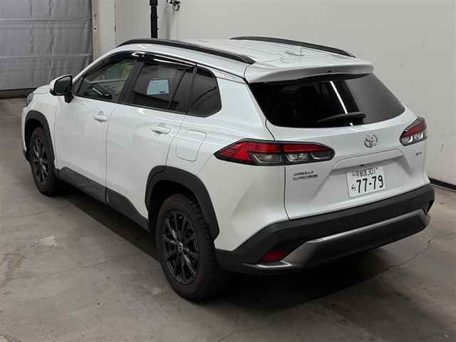 2025 Toyota Corolla Cross Hybrid Z auction photo 2