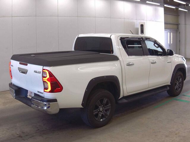 2022 Toyota Hilux Z 4WD auction photo 5