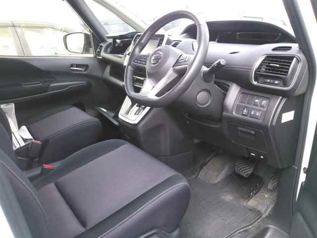 2017 Nissan Serena ハイウェイスターVセレクション auction photo 3