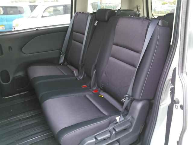 2017 Nissan Serena ハイウェイスターVセレクション auction photo 9