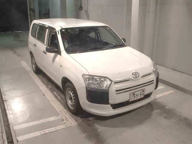 2019 Toyota Probox 4WD DX Comfort Japan auction vehicle