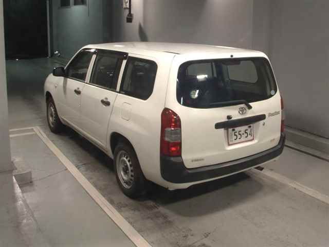 2019 Toyota Probox 4WD DX Comfort auction photo 2