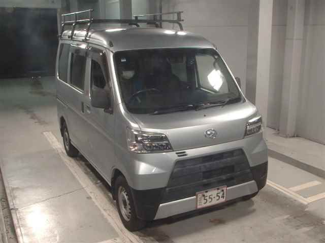 2021 Daihatsu Hijet Cargo DX SA III Japan auction vehicle