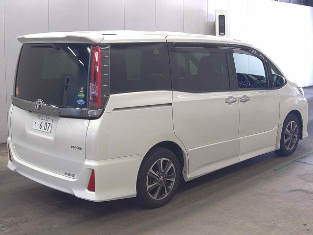 2018 Toyota Noah SI WXB auction photo 5