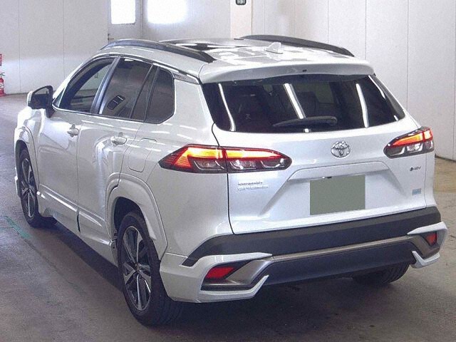 2025 Toyota Corolla Cross ハイブリッドZ auction photo 2