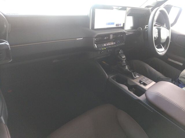 2024 Toyota Land Cruiser 250 ZX 4WD auction photo 3