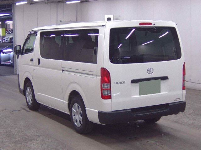 2025 Toyota Hiace ロングDX auction photo 2