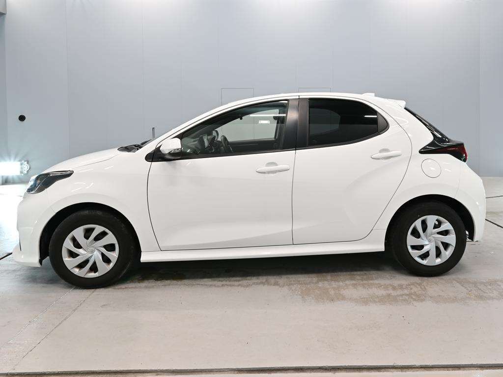 2021 Toyota Yaris X auction photo 4