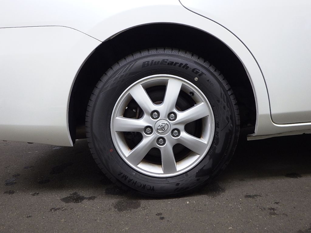 2016 Toyota Isis G auction photo 9