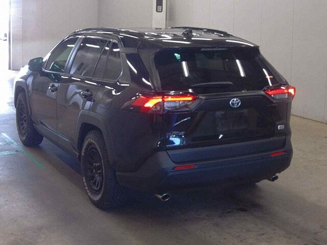 2024 Toyota RAV4 HV アドベンチャー 4WD auction photo 2
