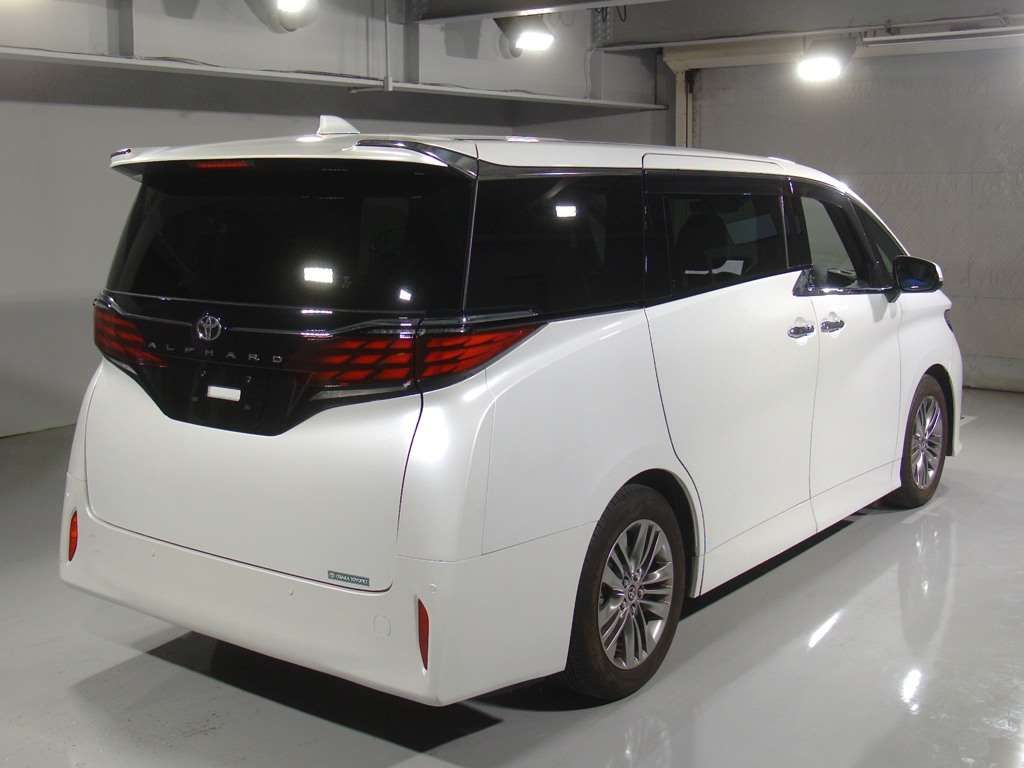 2023 Toyota Alphard Z auction photo 2