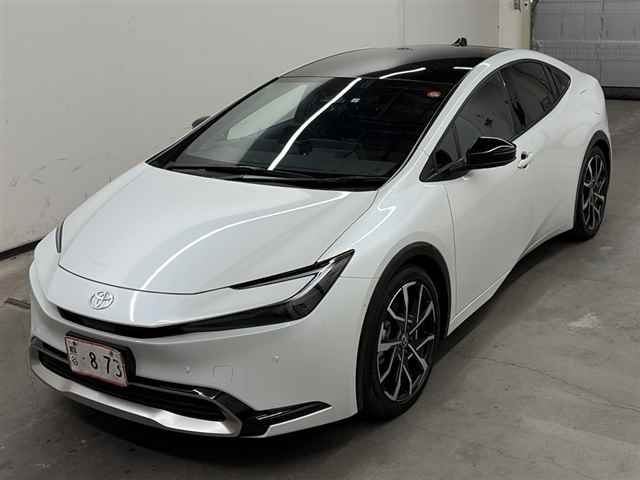 2023 Toyota Prius PHEV Z auction photo 4