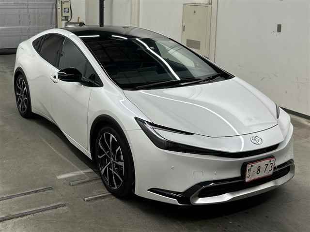 2023 Toyota Prius PHEV Z Japan auction vehicle