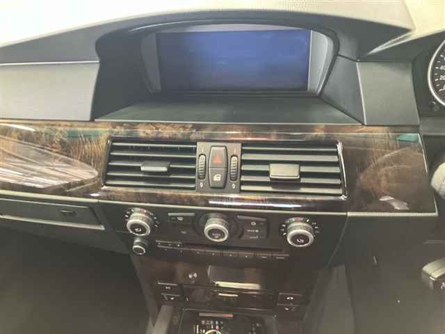 2010 BMW BMW5シリーズ 525i auction photo 6