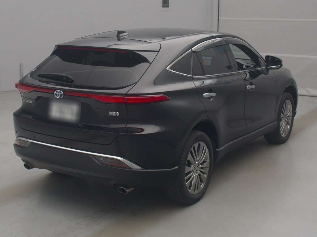 2023 Toyota Harrier Z auction photo 2