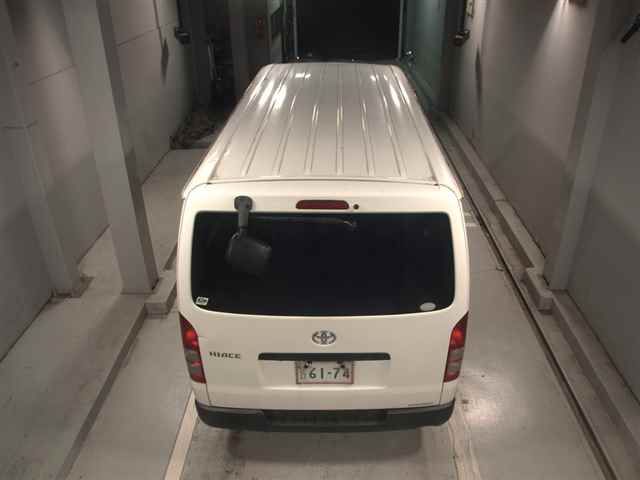 2017 Toyota Hiace 4WD DX auction photo 7