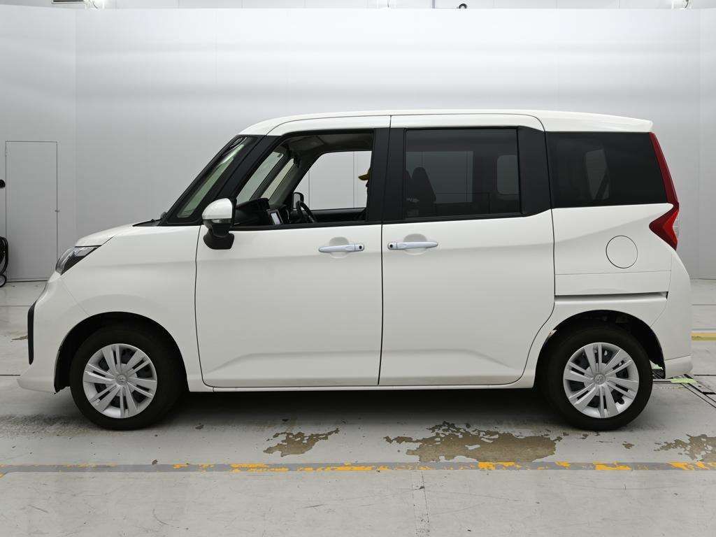 2024 Toyota Roomy G auction photo 4