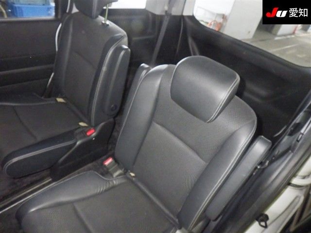 2012 Honda ステップWスパーダ Z Cool Spirit auction photo 4