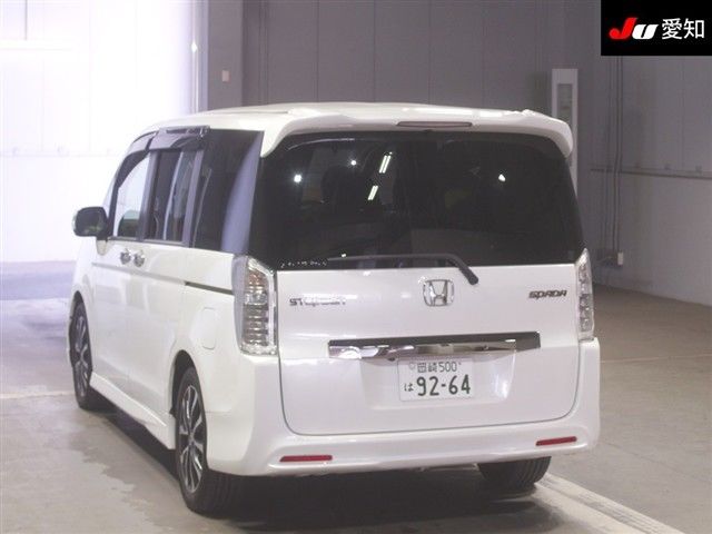 2012 Honda ステップWスパーダ Z Cool Spirit auction photo 2