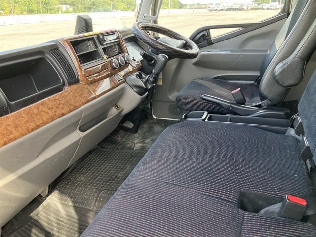 2019 Mitsubishi Fuso Canter chassis auction photo 5
