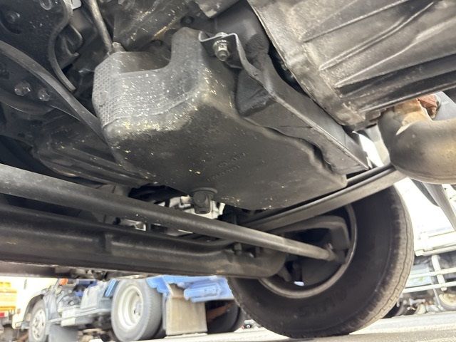 2019 Mitsubishi Fuso Canter chassis auction photo 11