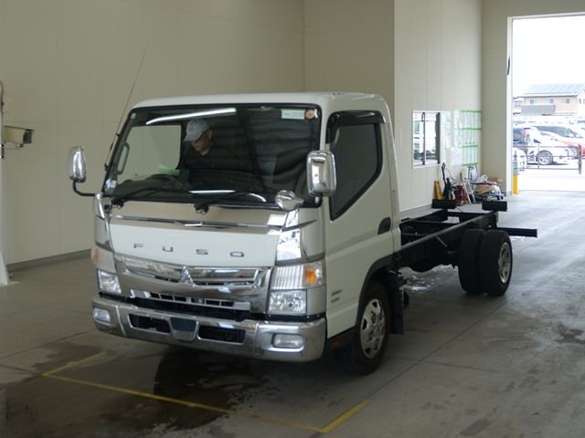 2019 Mitsubishi Fuso Canter chassis Japan auction vehicle