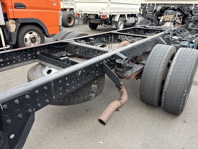 2019 Mitsubishi Fuso Canter chassis auction photo 16