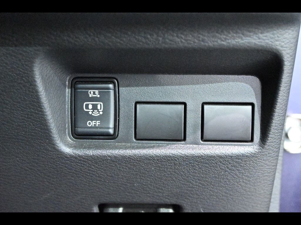 2020 Mitsubishi eKクロススペース G auction photo 11
