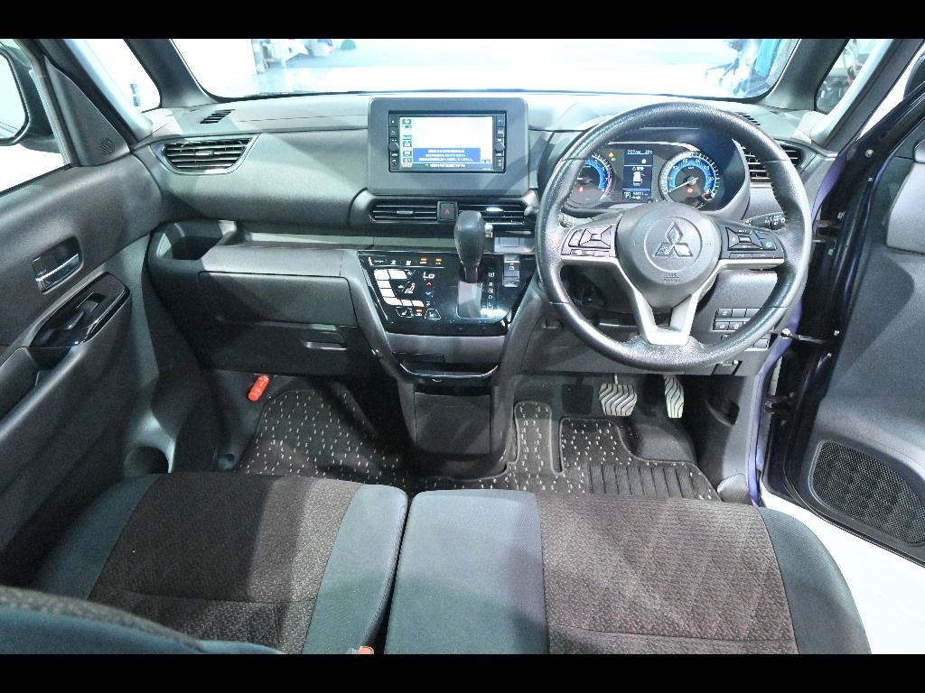 2020 Mitsubishi eKクロススペース G auction photo 3