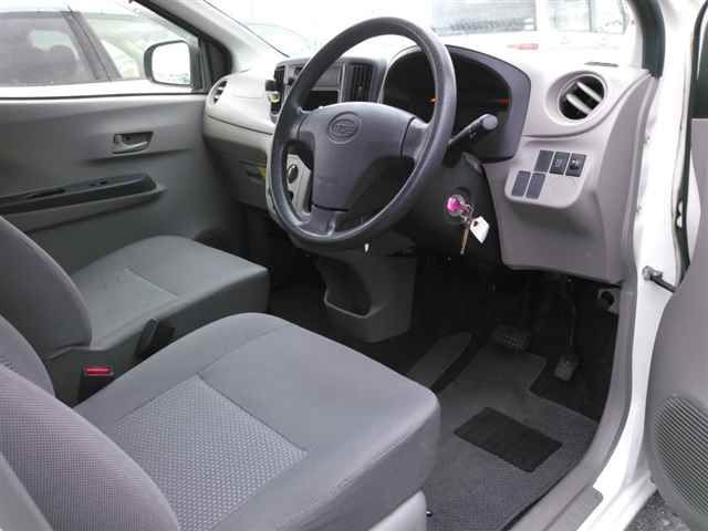 2015 Subaru プレオプラス E auction photo 3