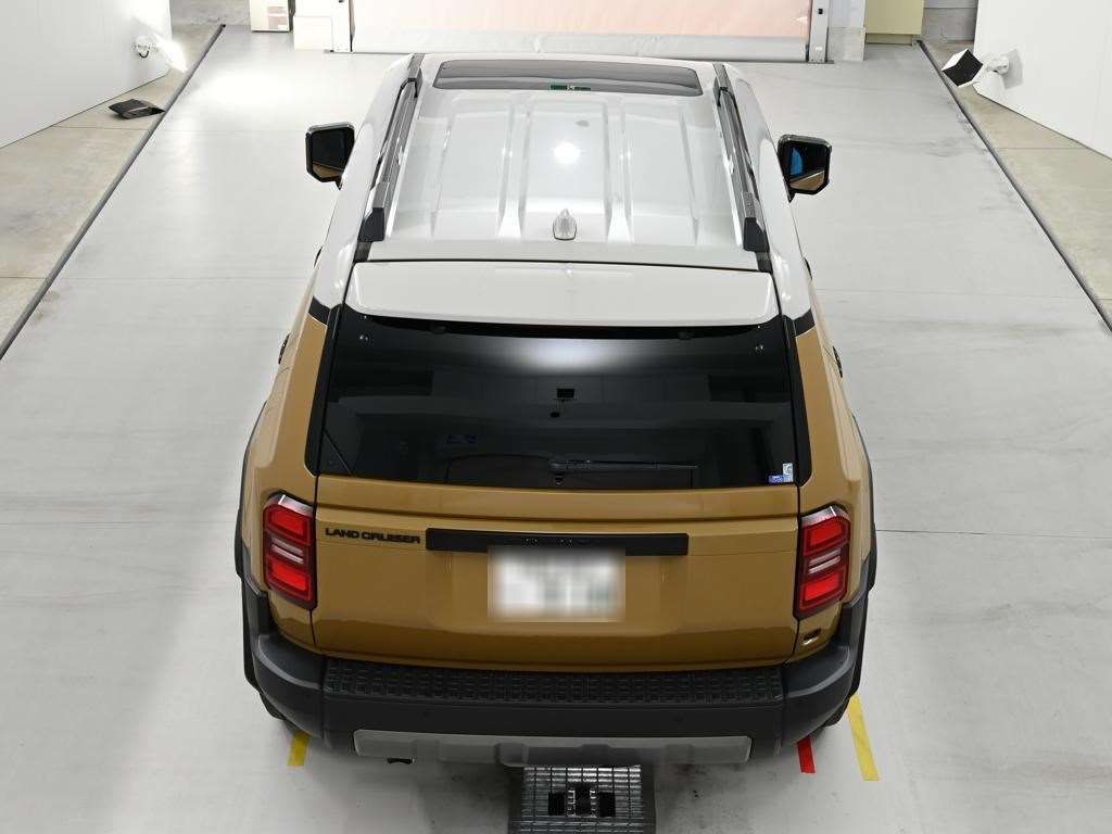 2024 Toyota Land Cruiser 250 ZX First Edition 4WD auction photo 8