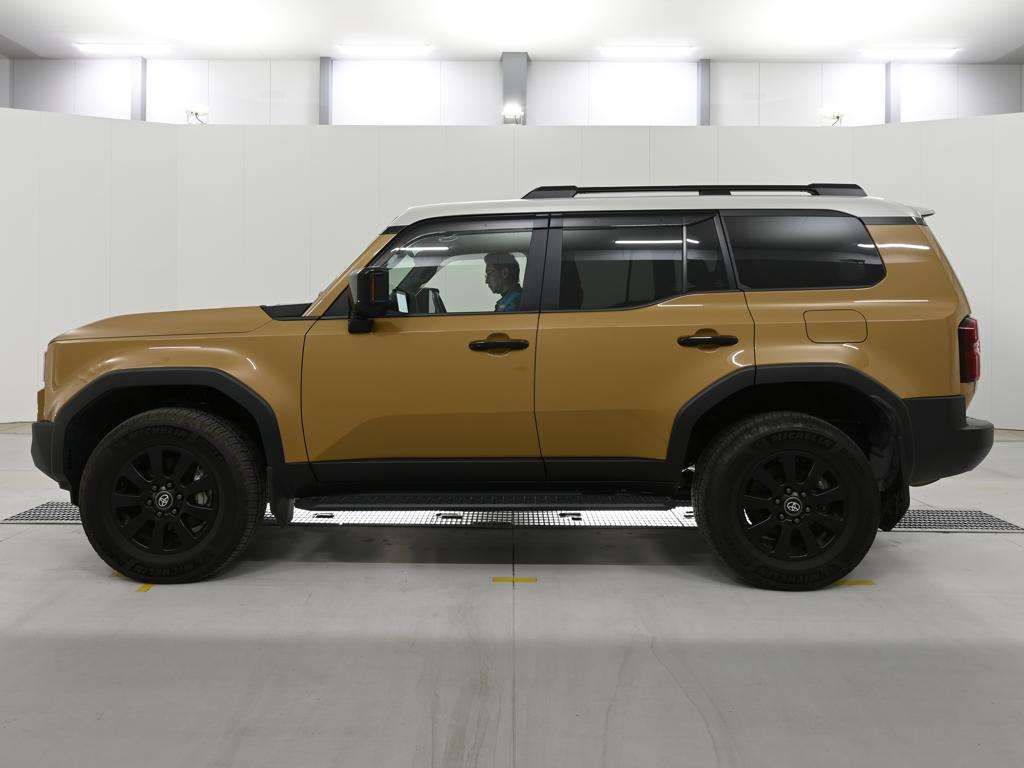 2024 Toyota Land Cruiser 250 ZX First Edition 4WD auction photo 4