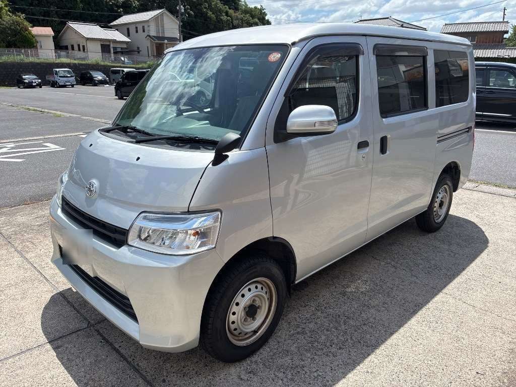 Japan Auction Vehicles 4 2021 Toyota TownAce Van GL auction photo