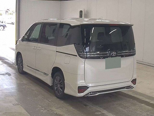 2025 Toyota Voxy S-G 4WD auction photo 2