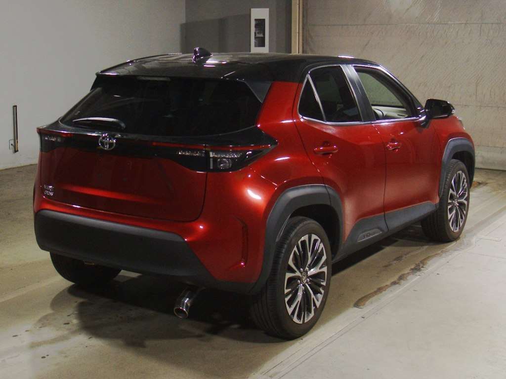 2021 Toyota Yaris Cross Z auction photo 2