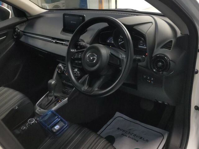 2021 Mazda 2 15Sスマートエディショ auction photo 3