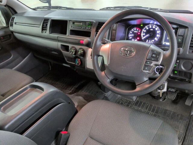 2025 Toyota Hiace Super L DX GL auction photo 6