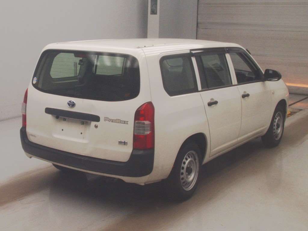 2021 Toyota Probox Hybrid DX Comfort auction photo 2