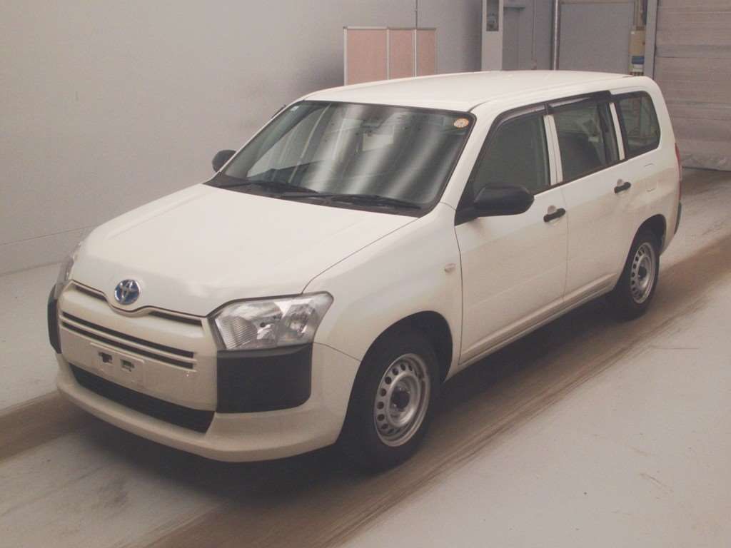 2021 Toyota Probox Hybrid DX Comfort Japan auction vehicle